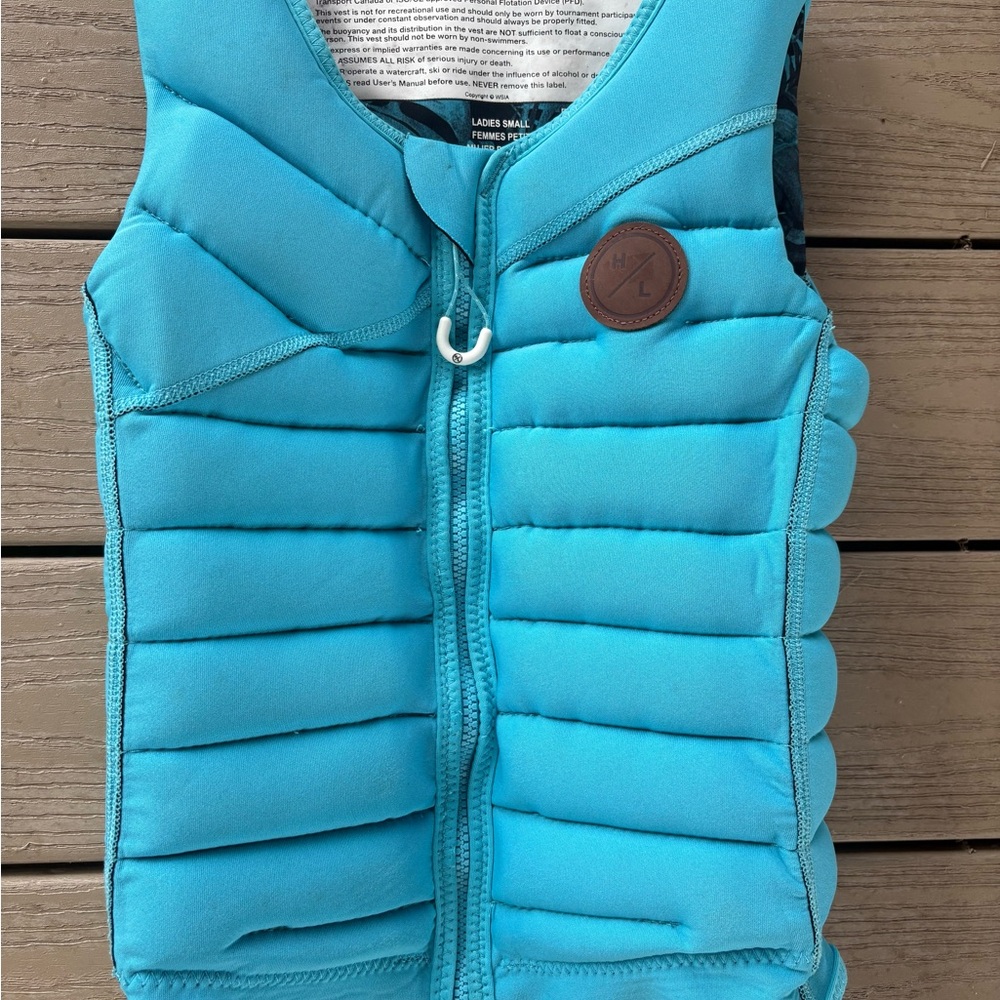 Hyperlite wake surf / wakeboard vest, size ladies small